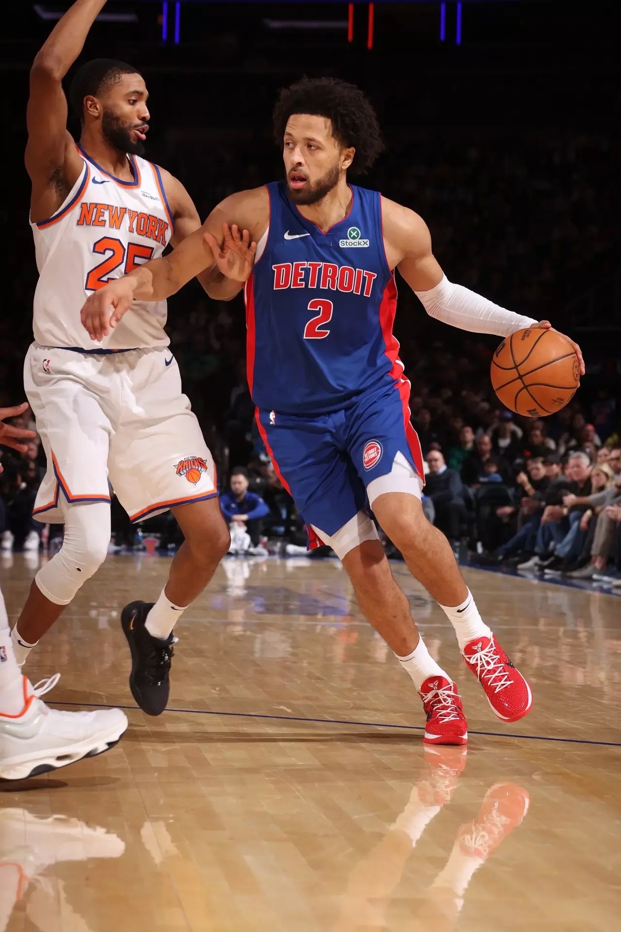 尼克斯队新星崛起,球队备战季后赛(尼克斯队最新球员名单) 尼克斯队新星崛起,球队备战季后赛(尼克斯队最新球员名单)