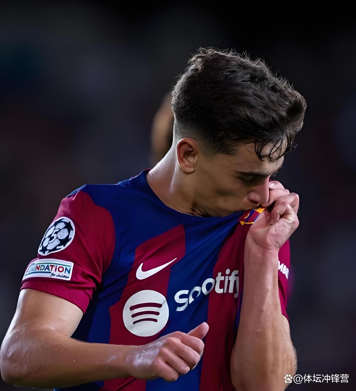 切尔西锋线进攻效率低下，主教练不满球员表现