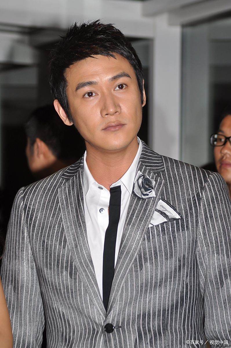 包含联盟新秀崭露头角,表现稳健令人刮目相看的词条 包含联盟新秀崭露头角,表现稳健令人刮目相看的词条