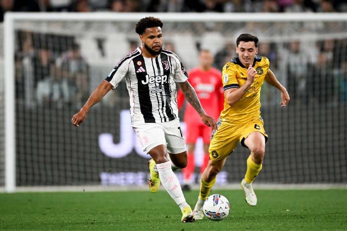 乌迪内斯门将神勇扑出点球,帮球队取胜 乌迪内斯门将神勇扑出点球,帮球队取胜